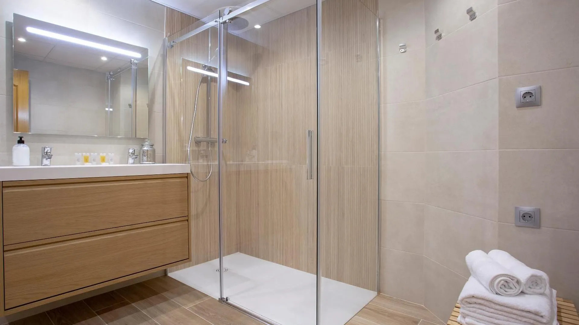 Sunstay Rocio Flat II Fuengirola 0*,  Spain